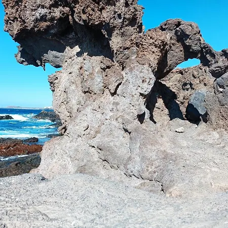 Soleado * لوس أبريغوس